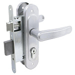 замок Врезной с ручкой на планке ЗВ4-3.03 ПТИМАШ хром, английский, прямоугол.ригель, 4 ключа 