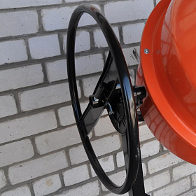 Руль для опрокидывания с фиксирующим диском